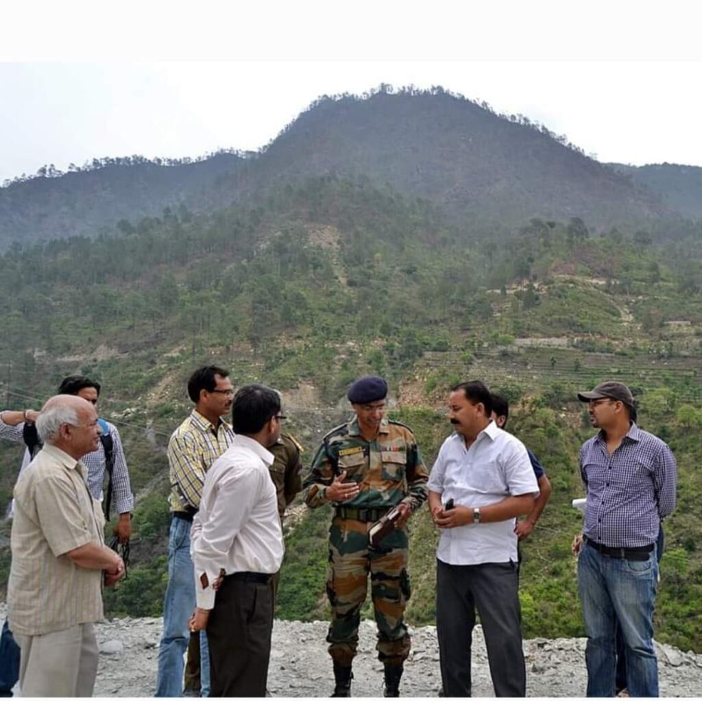 लोगों को उजाड़ने नहीं बसाने पर विचार करें सरकार: विजयपाल सिंह सजवाण। NIU