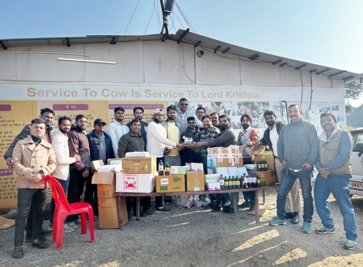 देहरादून फोटोग्राफर्स वेल्फेयर सोसाइटी ने फिर पेश की मानवता की मिसाल, बेजुबानों के लिए उपलब्ध कराई दवाइयां। NIU