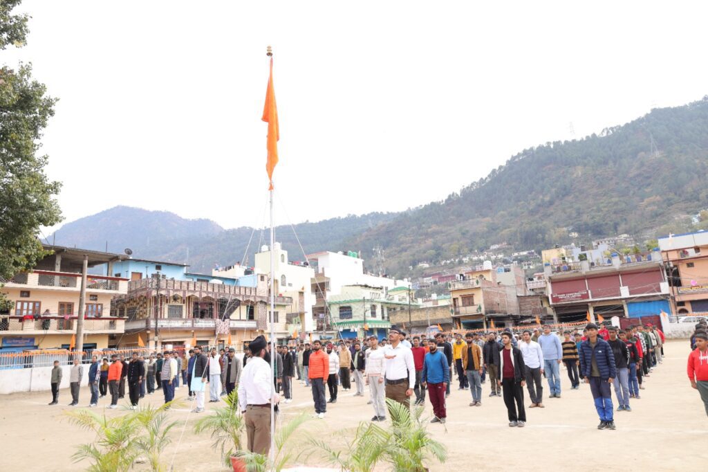 श्रीनगर के रामलीला मैदान में हुआ ऐतिहासिक विद्यार्थी एकत्रीकरण, विवादों के बावजूद सफल रहा कार्यक्रम । NIU